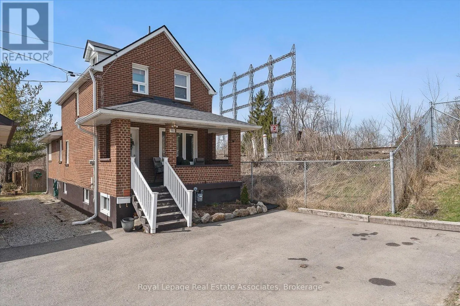 1106 HAIG BOULEVARD