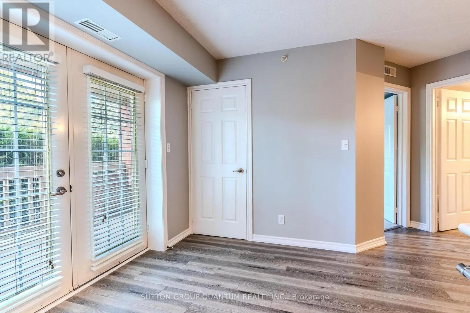112 - 4013 KILMER DRIVE