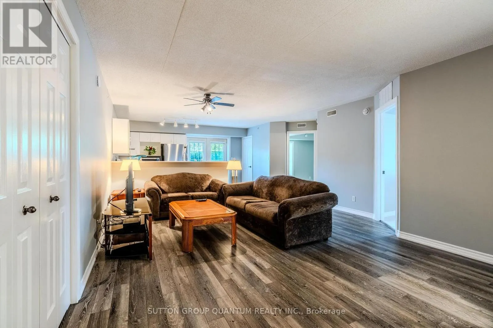 112 - 4013 KILMER DRIVE