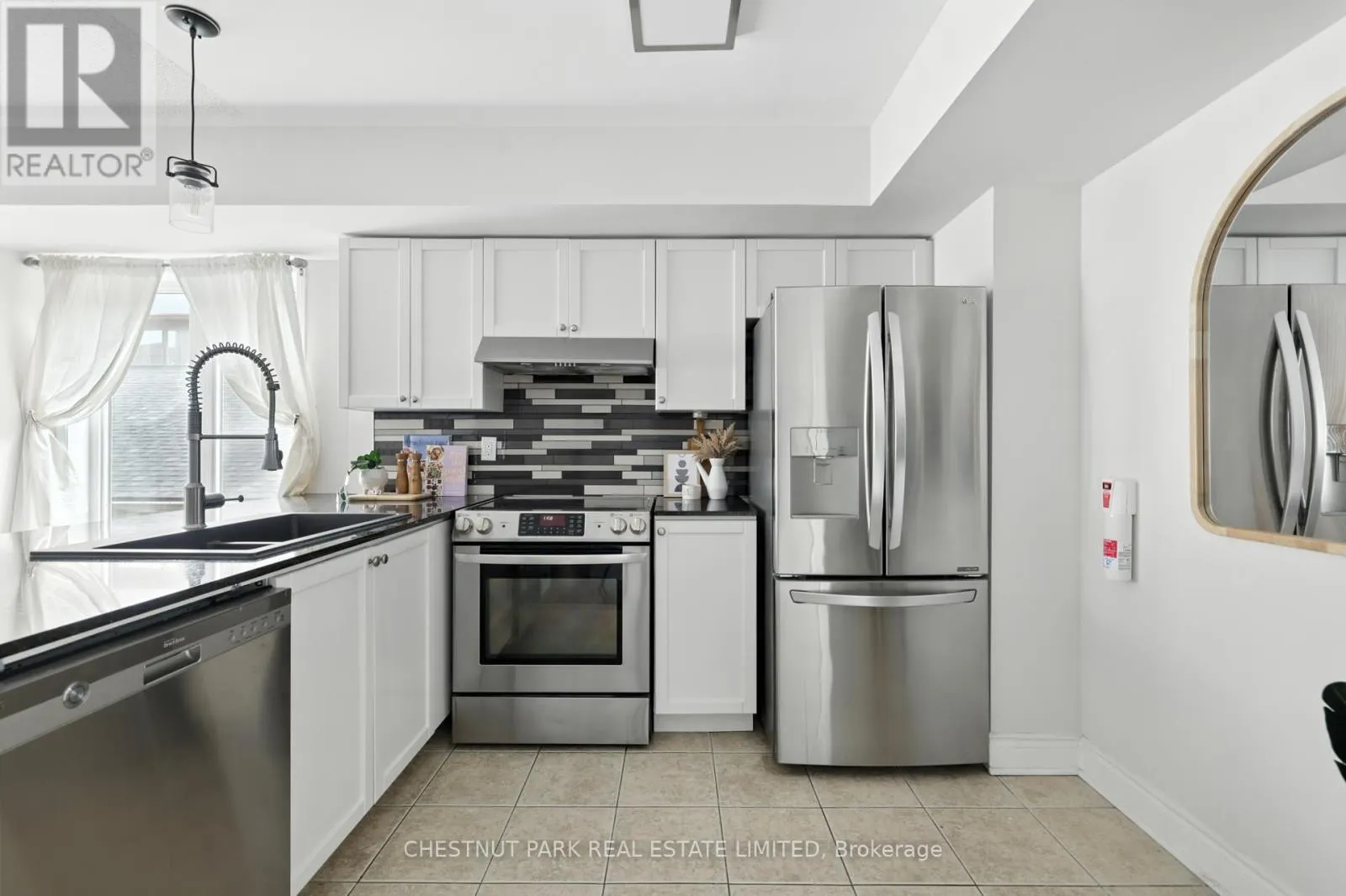 62 - 55 FOUNDRY AVENUE