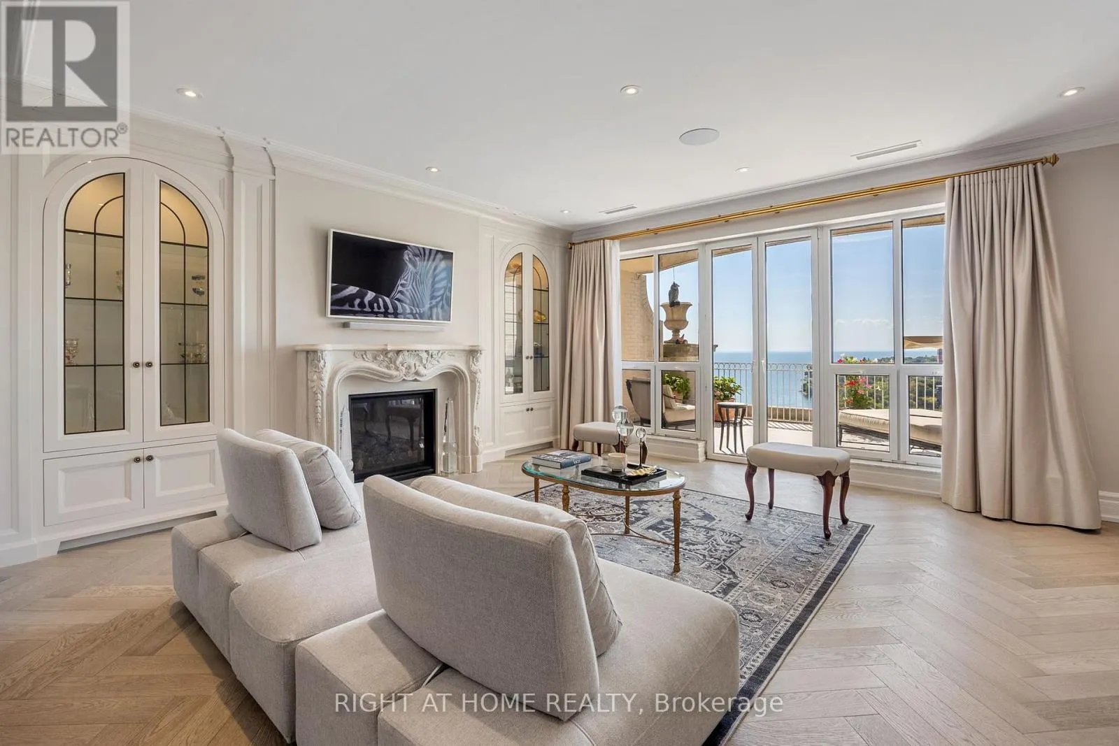 PH1501 - 2287 LAKE SHORE BOULEVARD W