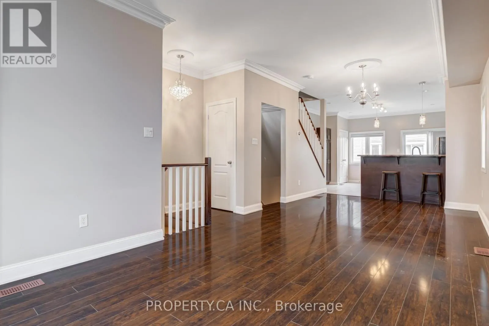 18 PONT LANE