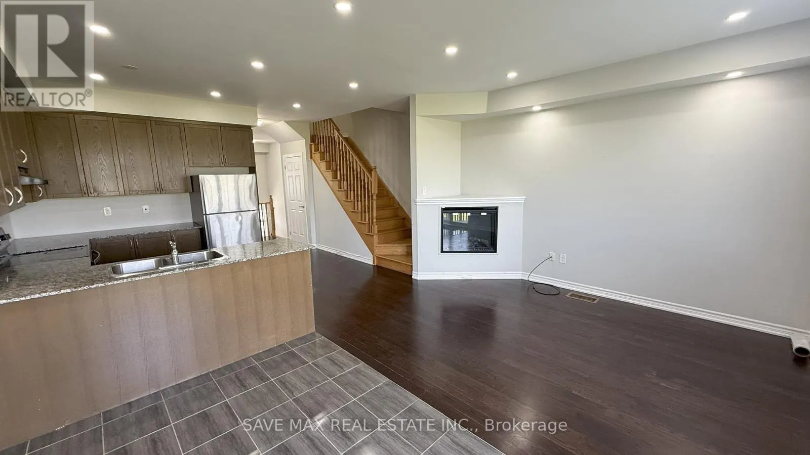 14 AGAVA STREET