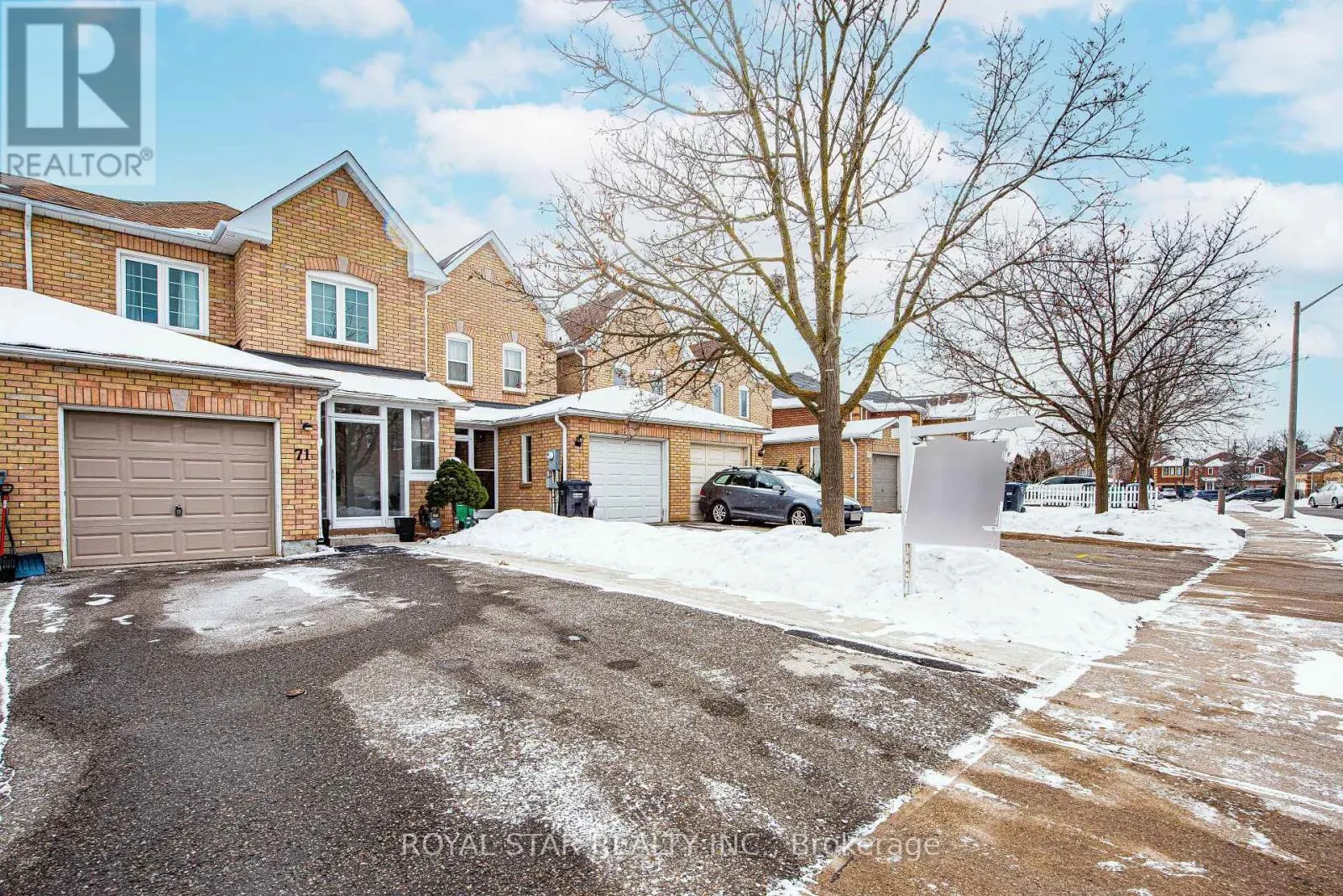 71 MUIRLAND CRESCENT