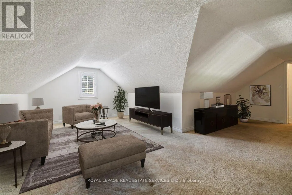 3267 SHELBURNE PLACE