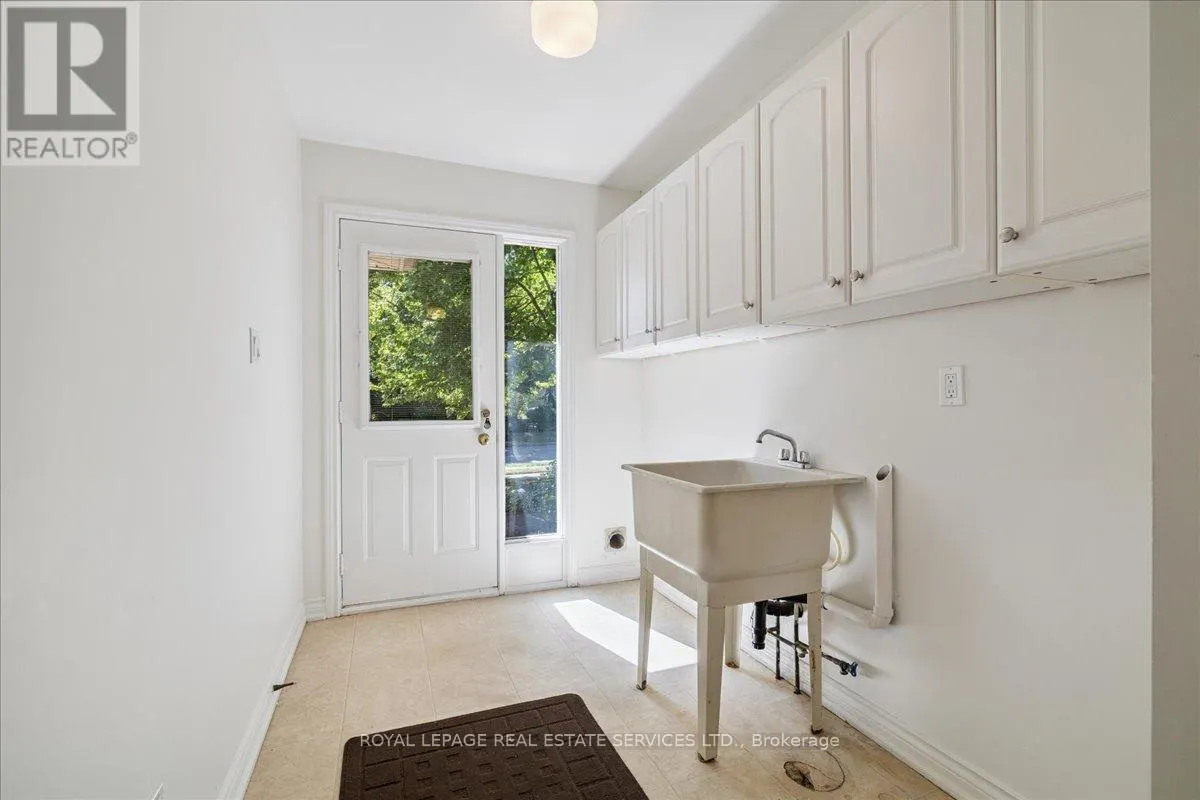 3267 SHELBURNE PLACE