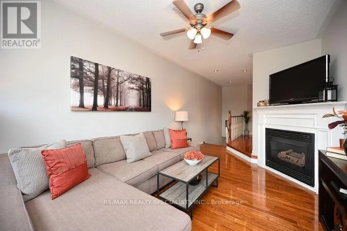 7019 GRAYDON COURT