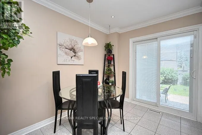 7019 GRAYDON COURT