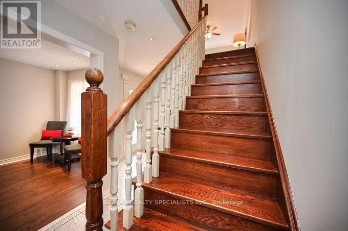 7019 GRAYDON COURT