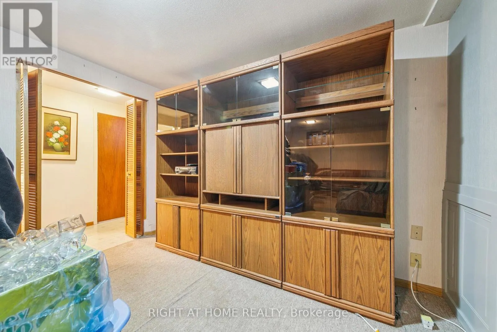 932 FLAGSHIP DRIVE