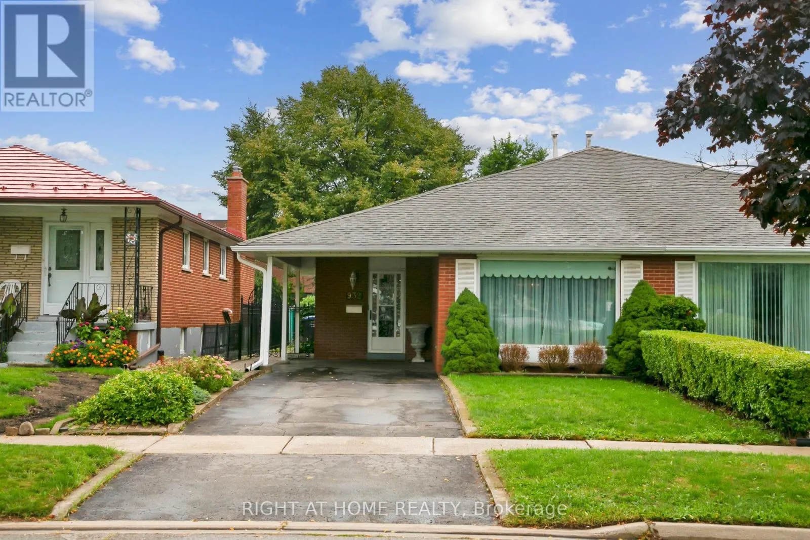 932 FLAGSHIP DRIVE
