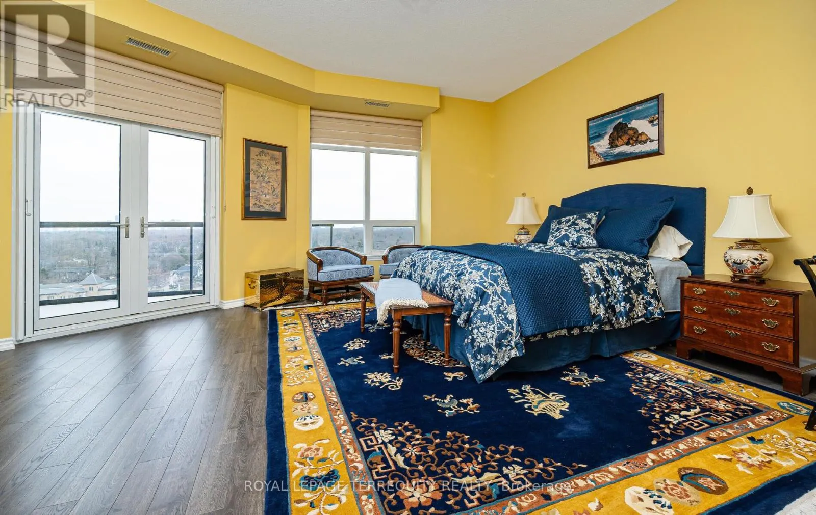 1302 - 1135 ROYAL YORK ROAD