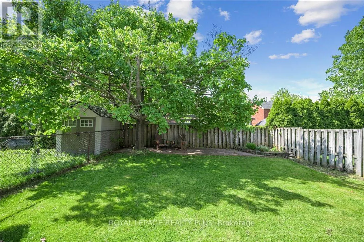284 RIMMINGTON DRIVE