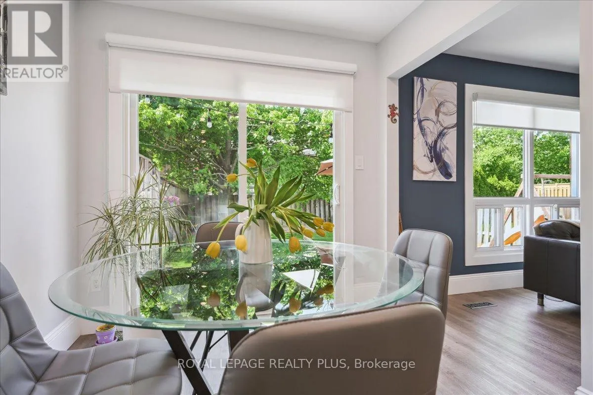 284 RIMMINGTON DRIVE
