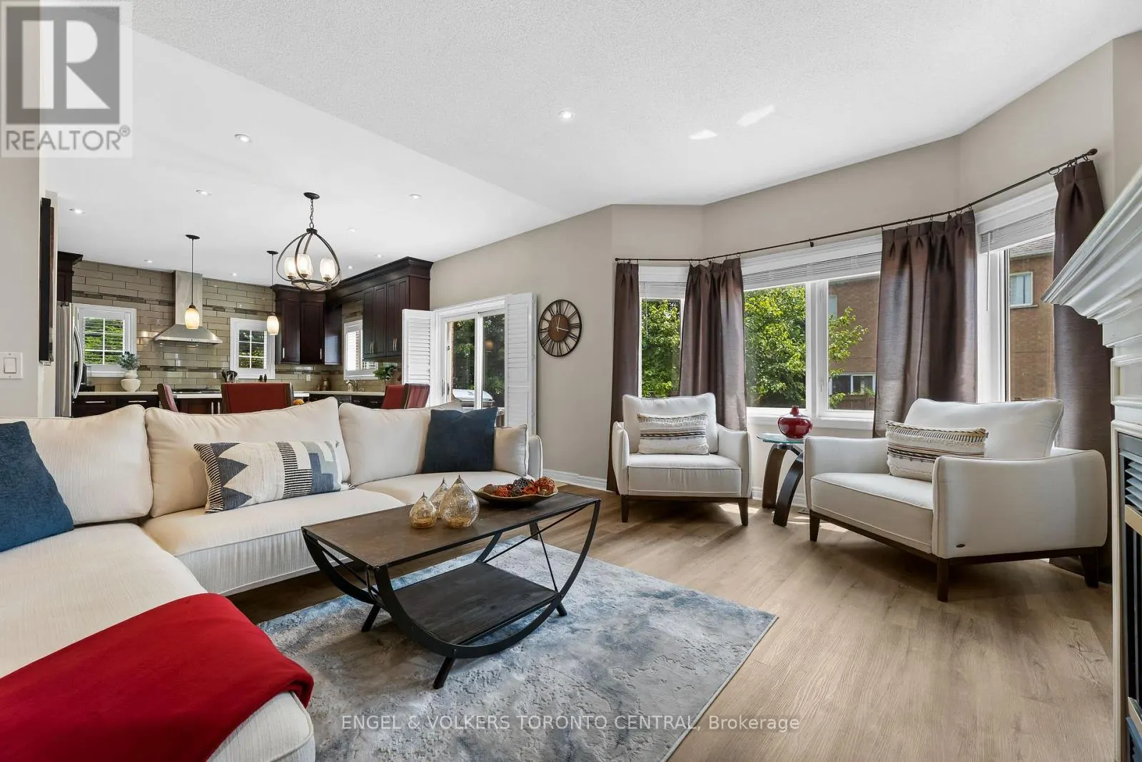 1510 SAMUELSON CIRCLE