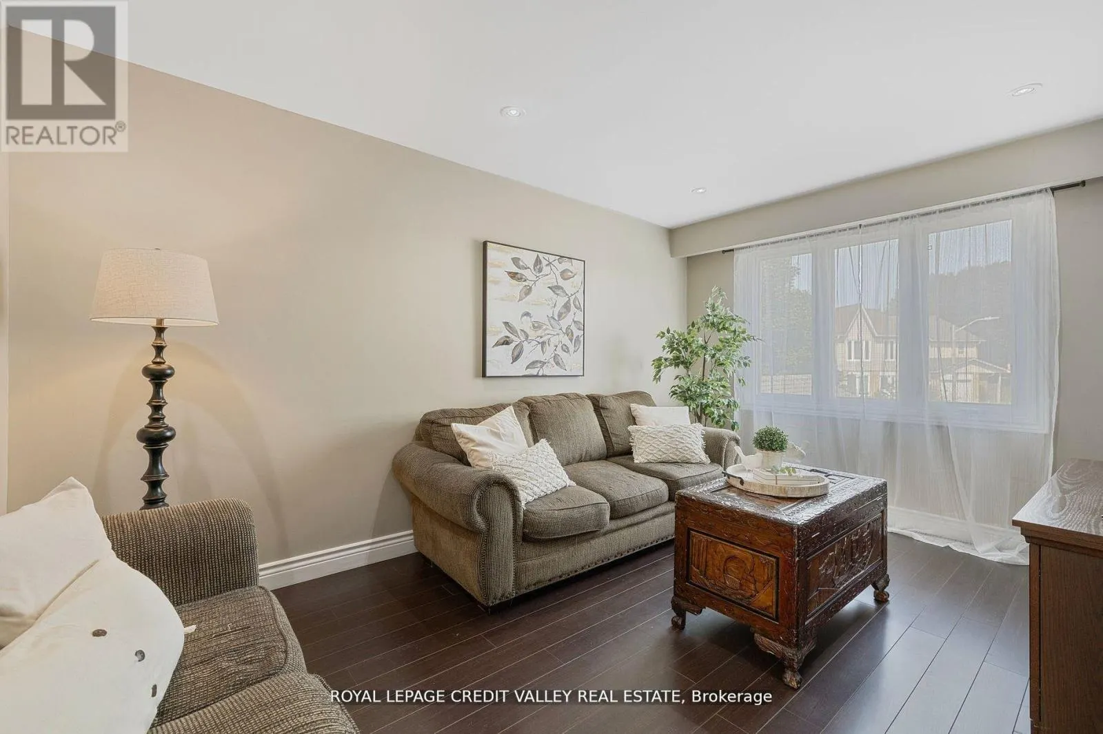 28 KINCAID COURT