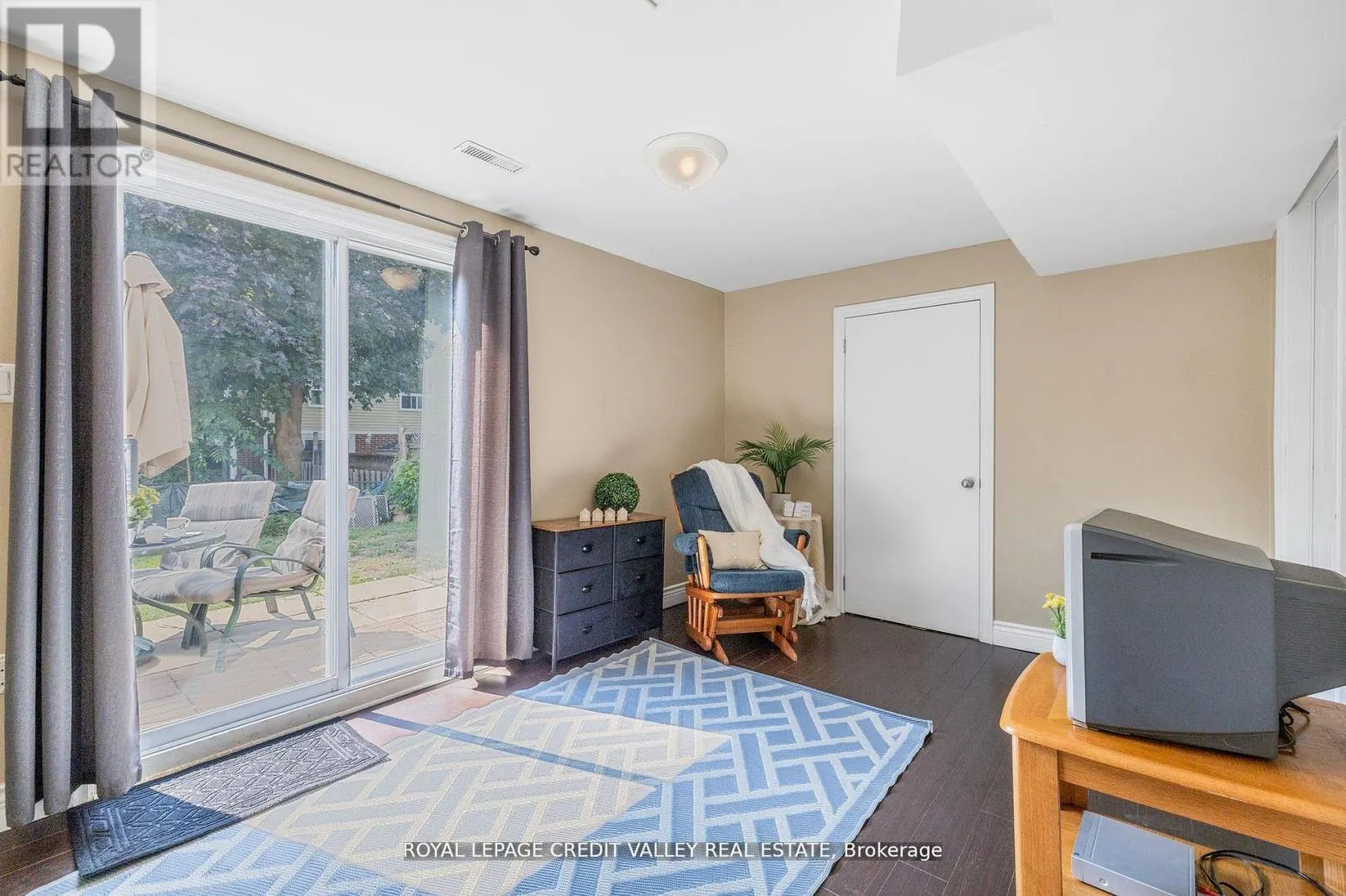 28 KINCAID COURT