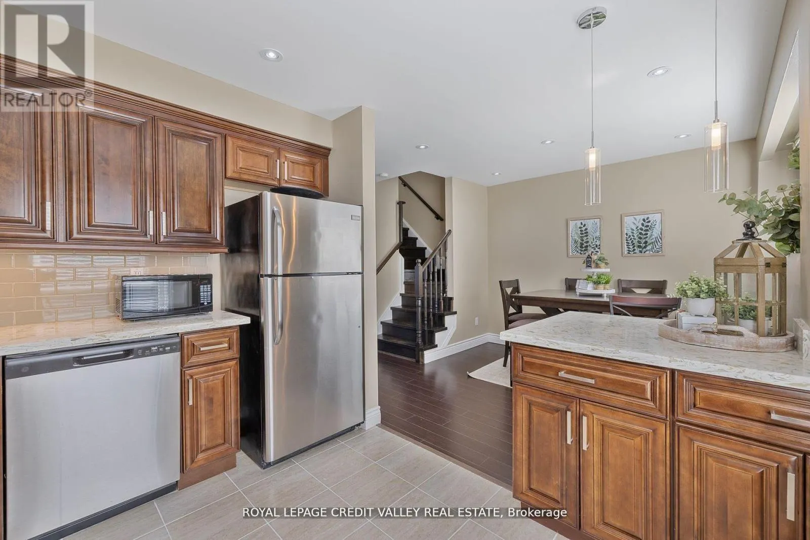 28 KINCAID COURT