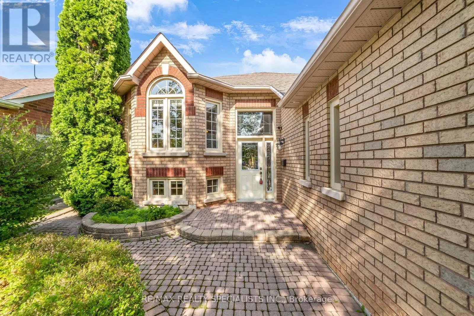 52 BUFFRIDGE TRAIL