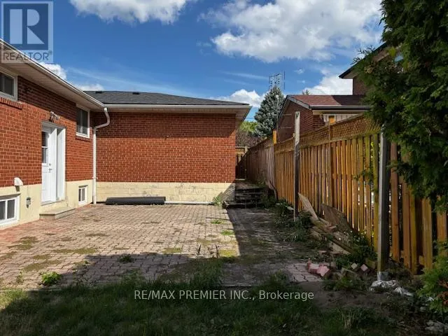 14 MADRON CRESCENT
