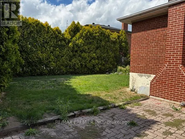14 MADRON CRESCENT