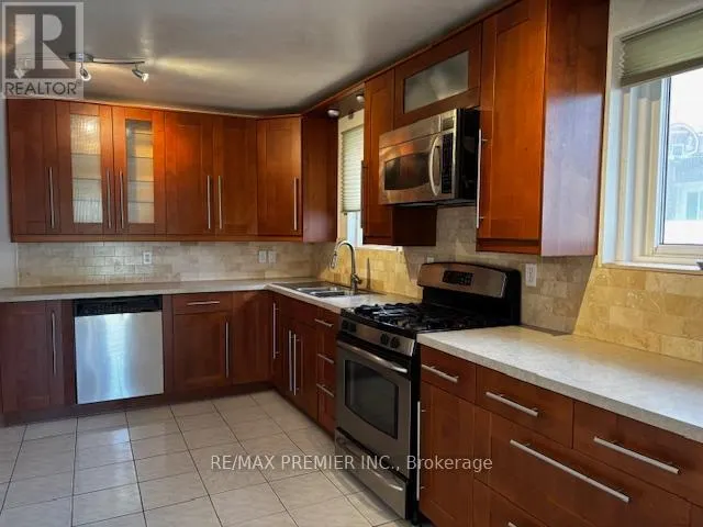 14 MADRON CRESCENT