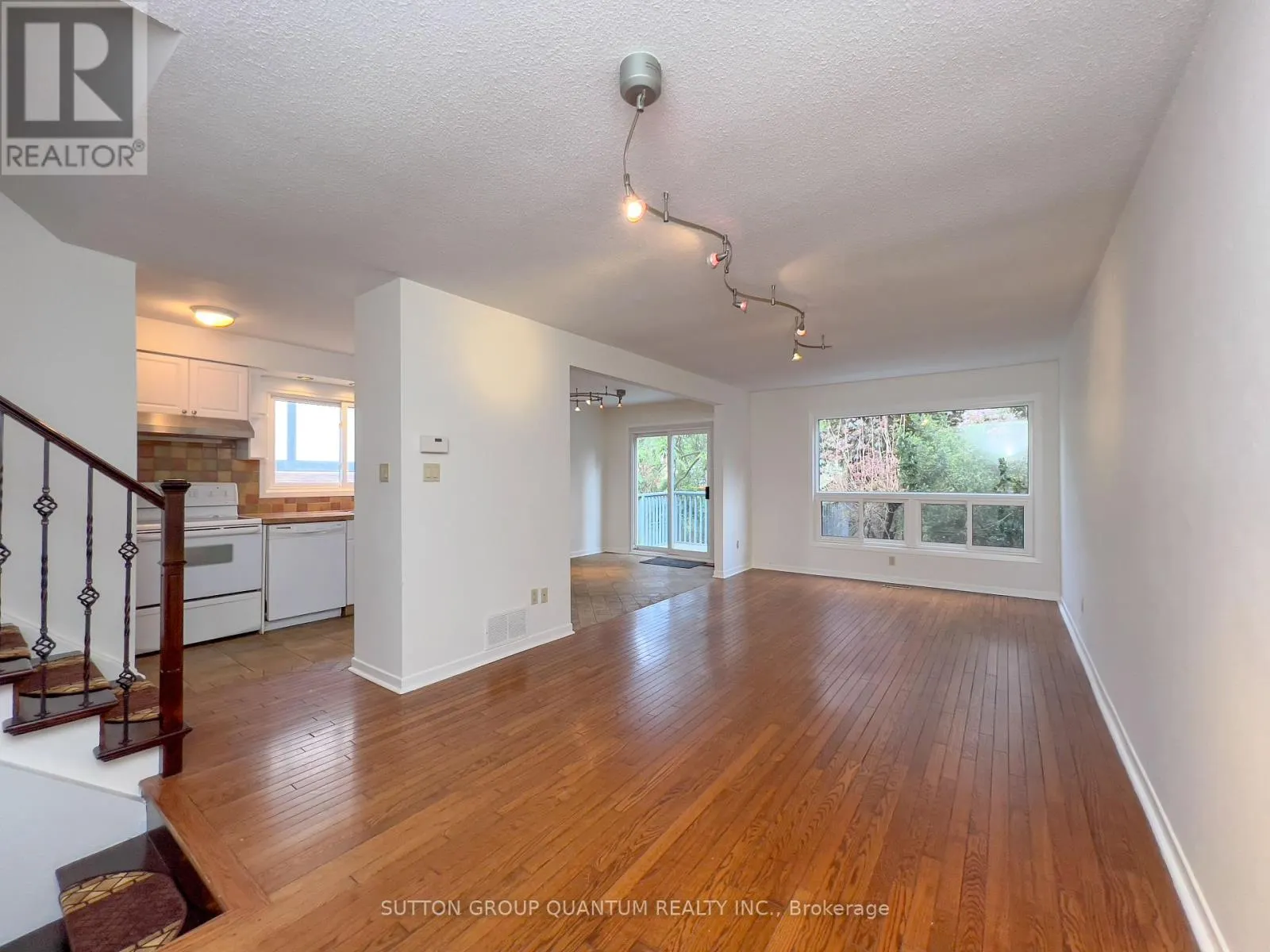 4262 JEFTON CRESCENT