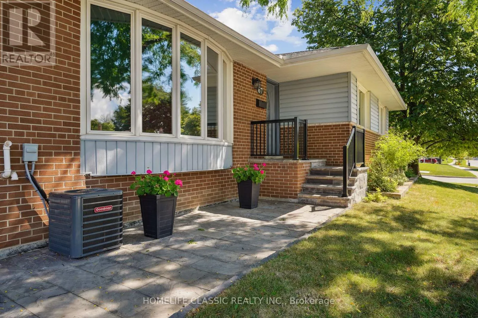 67 BEAVER BEND CRESCENT