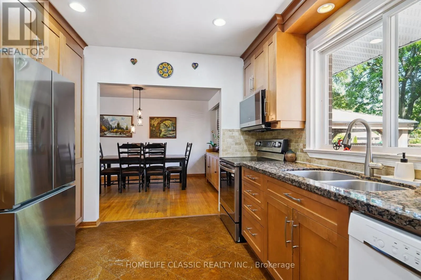 67 BEAVER BEND CRESCENT