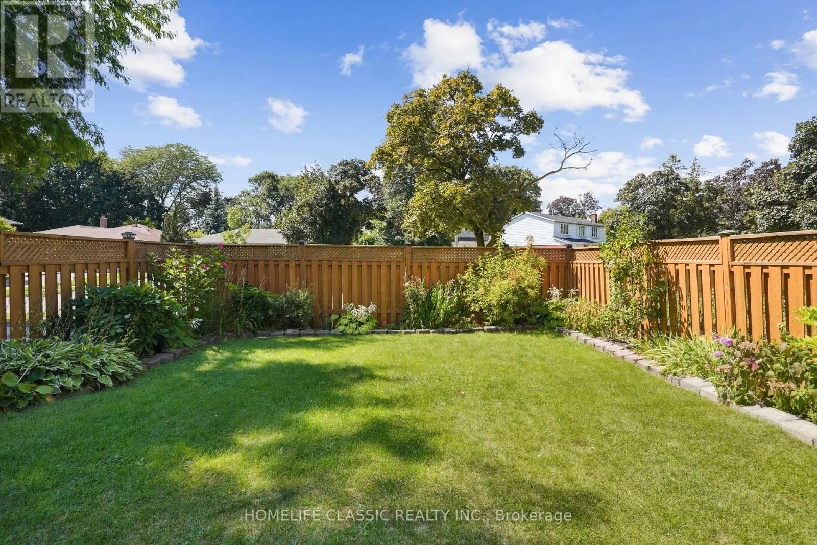 67 BEAVER BEND CRESCENT