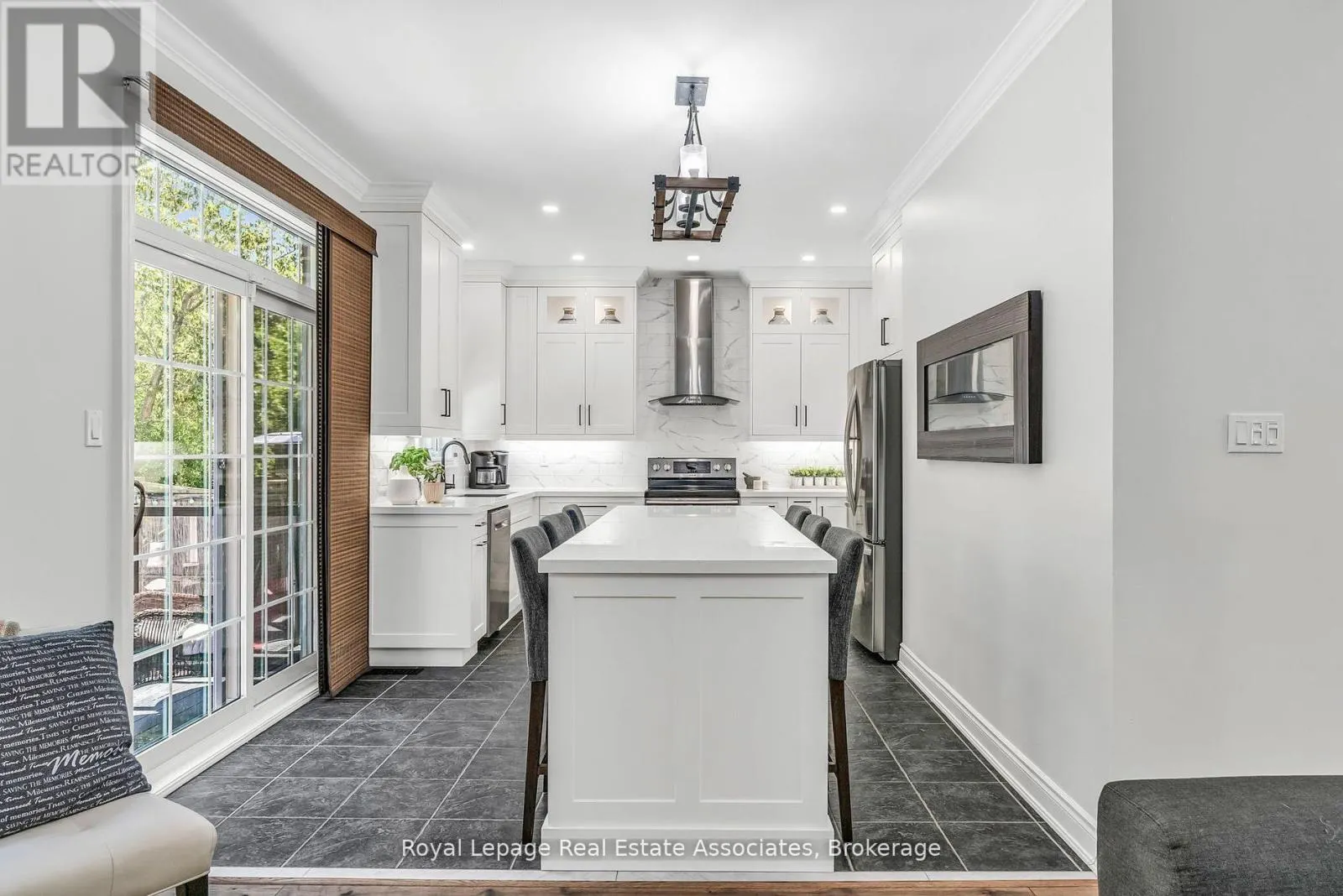 273 DUSKYWING WAY