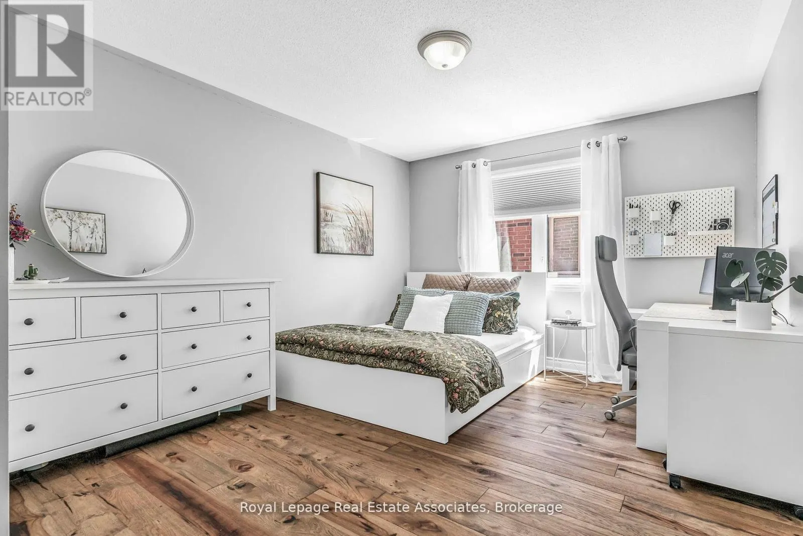 273 DUSKYWING WAY