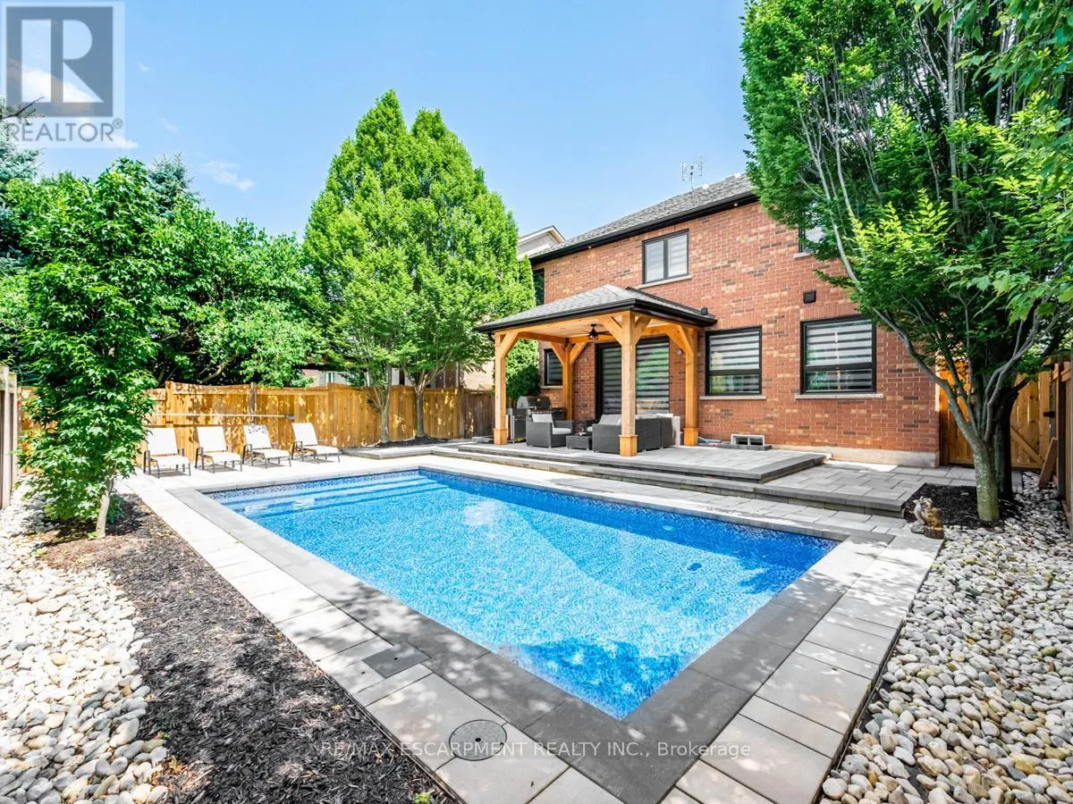 3390 FOX RUN CIRCLE