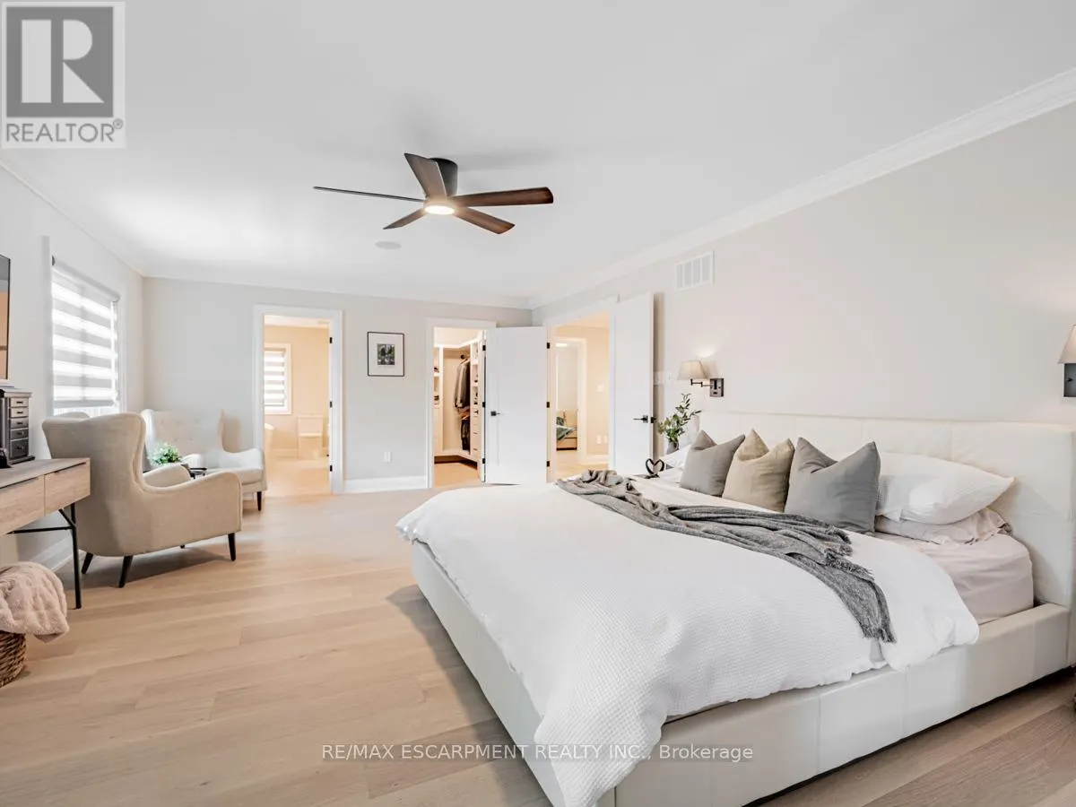 3390 FOX RUN CIRCLE