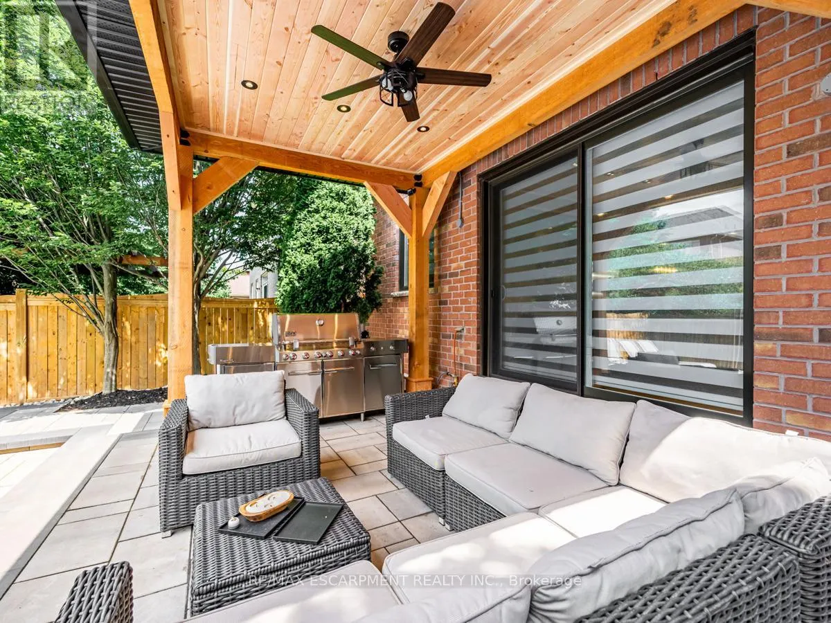 3390 FOX RUN CIRCLE
