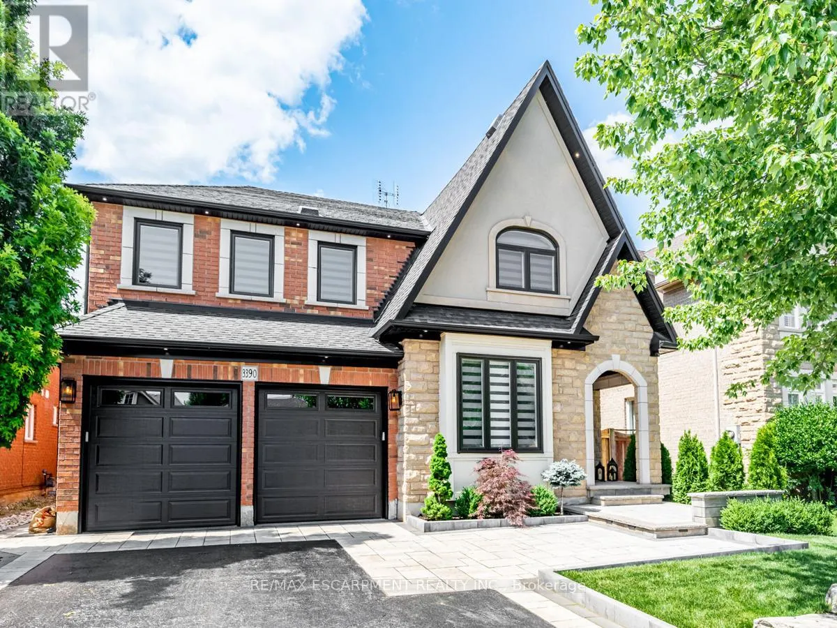 3390 FOX RUN CIRCLE