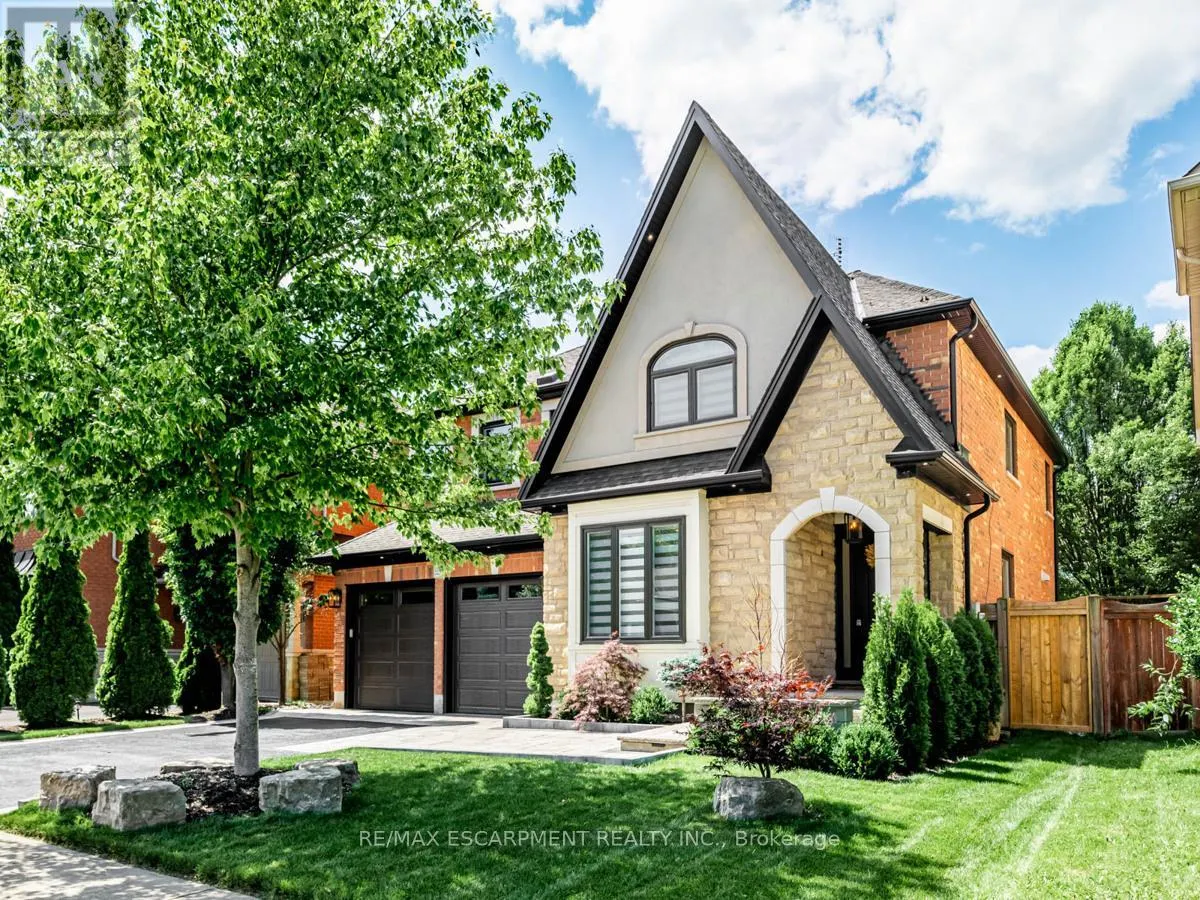 3390 FOX RUN CIRCLE