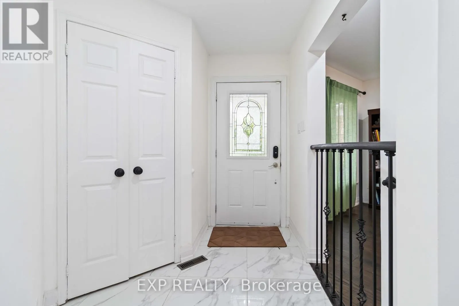 27 CHEVIOT CRESCENT