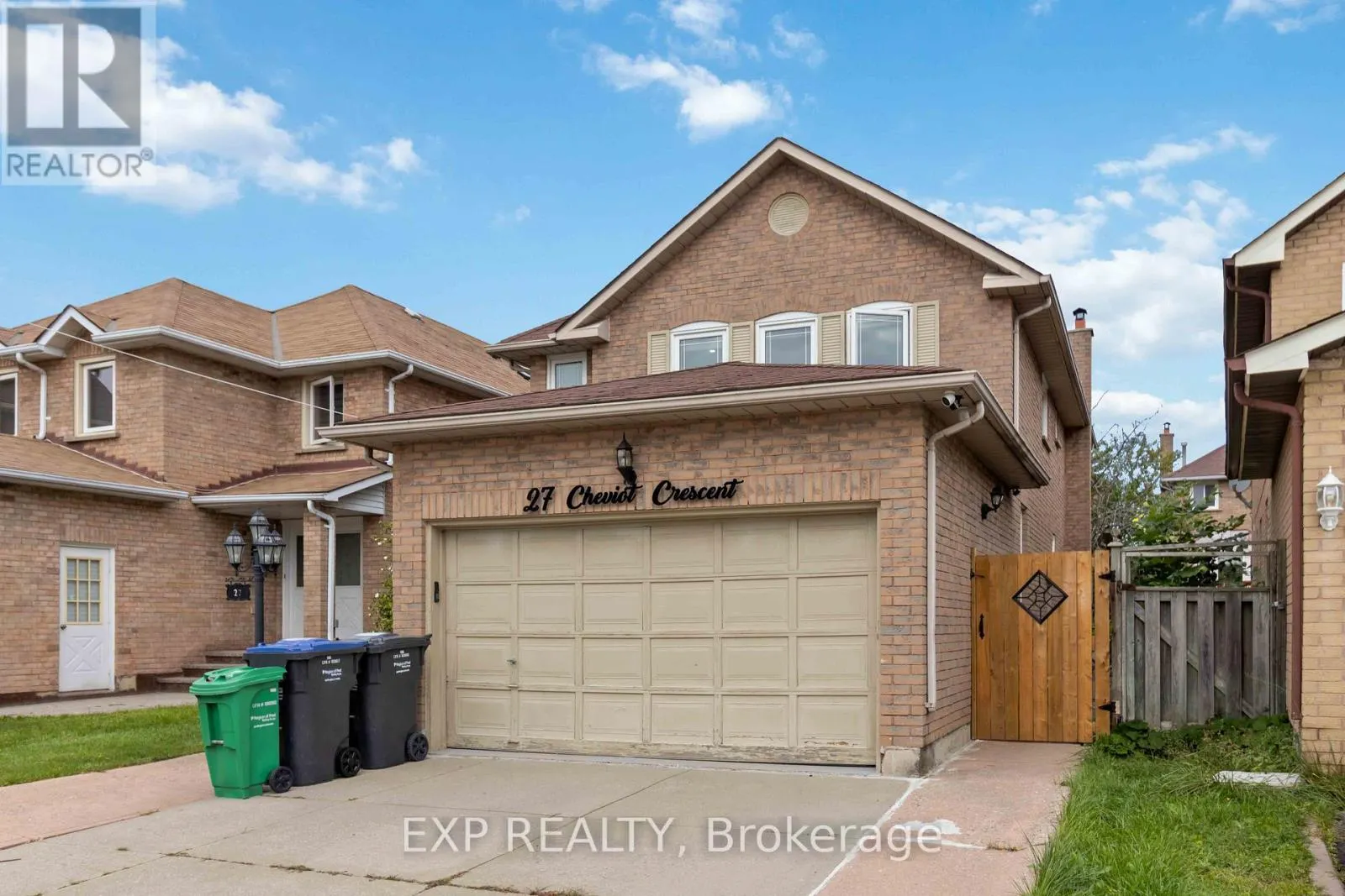 27 CHEVIOT CRESCENT