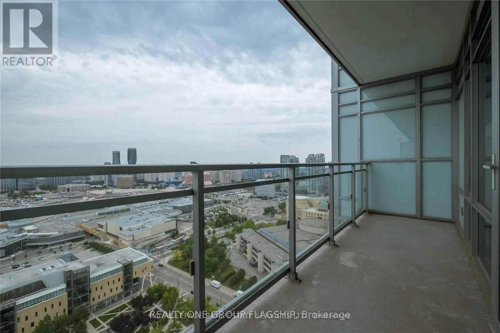 2801 - 360 SQUARE ONE DRIVE
