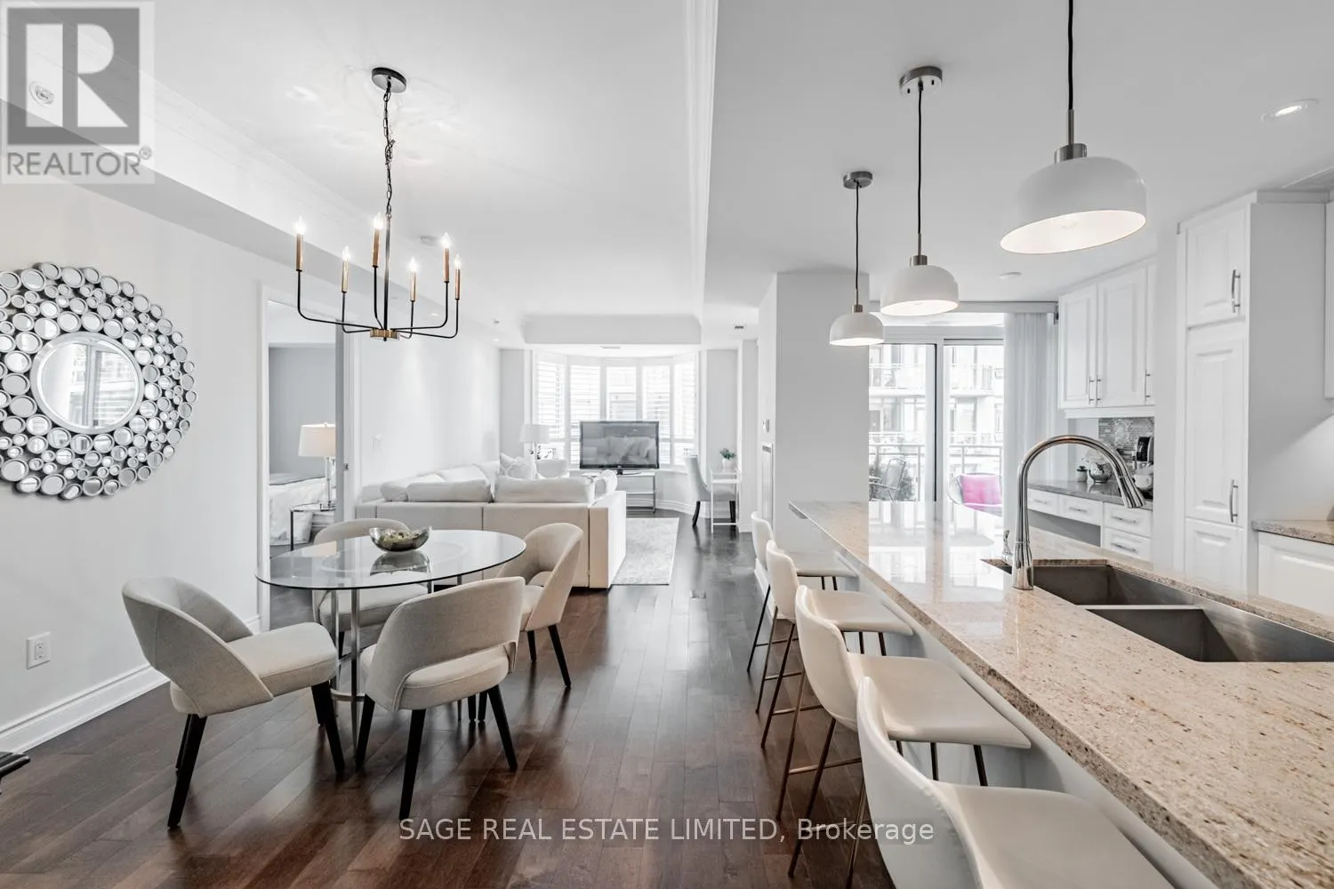 413 - 3500 LAKESHORE ROAD W