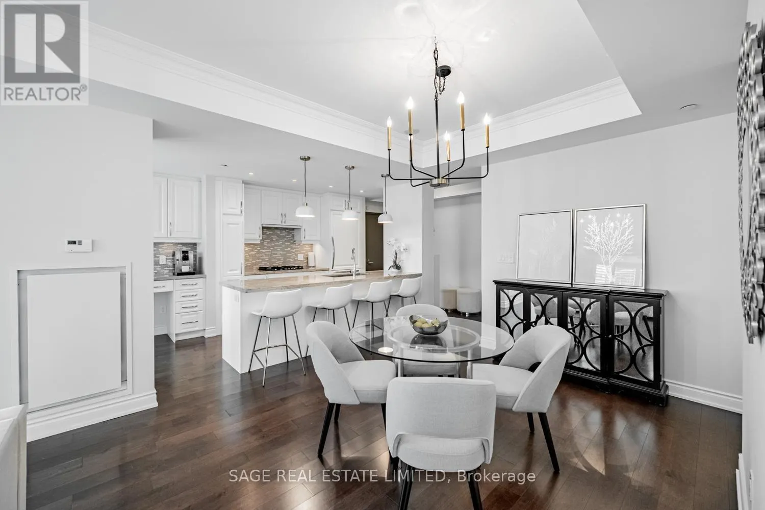 413 - 3500 LAKESHORE ROAD W