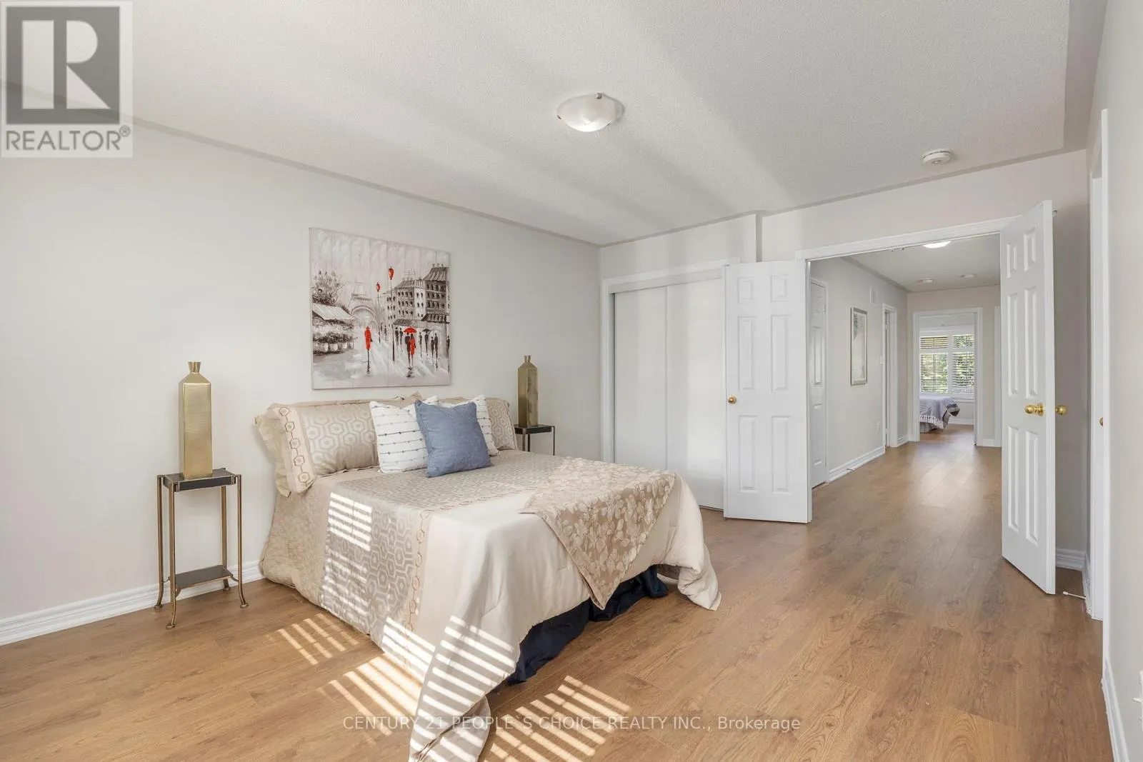 32 FRENCHPARK CIRCLE NW