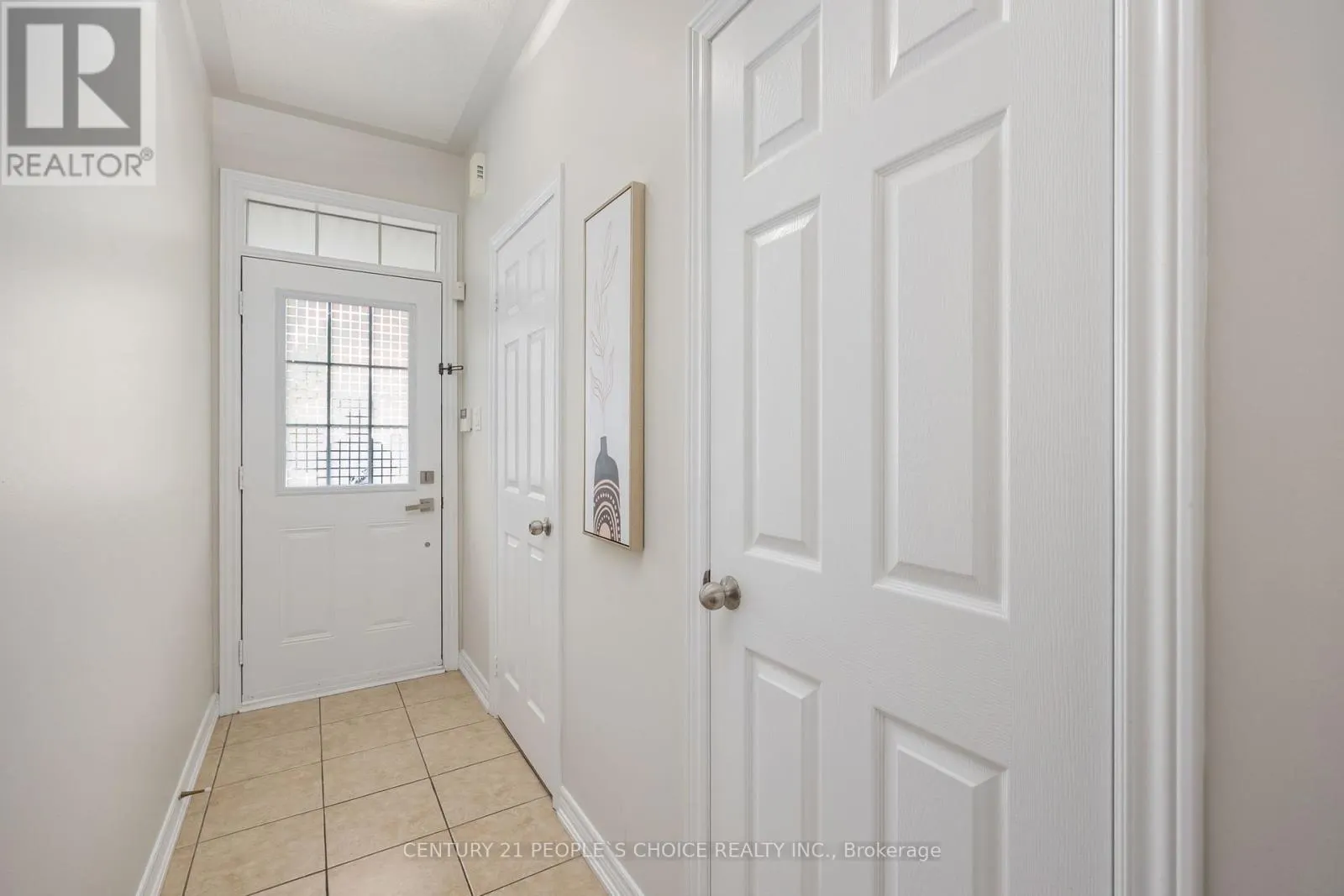 32 FRENCHPARK CIRCLE NW