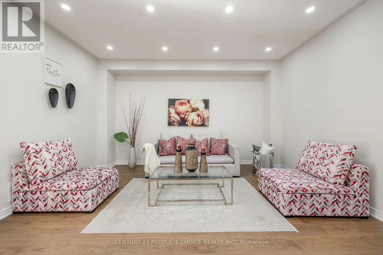 32 FRENCHPARK CIRCLE NW