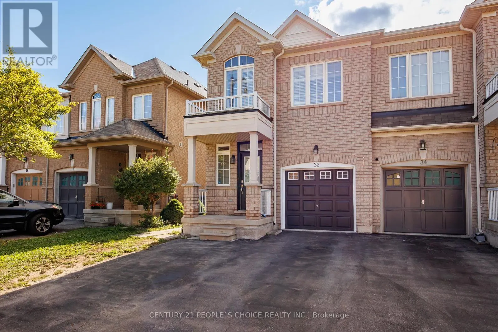 32 FRENCHPARK CIRCLE NW