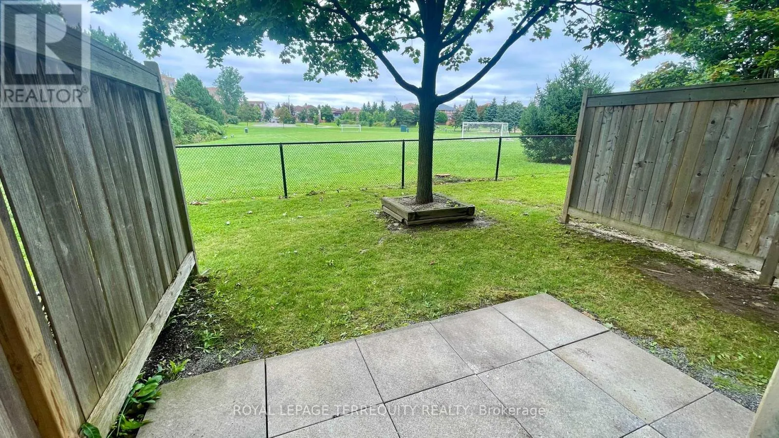 22 - 1588 SOUTH PARADE COURT