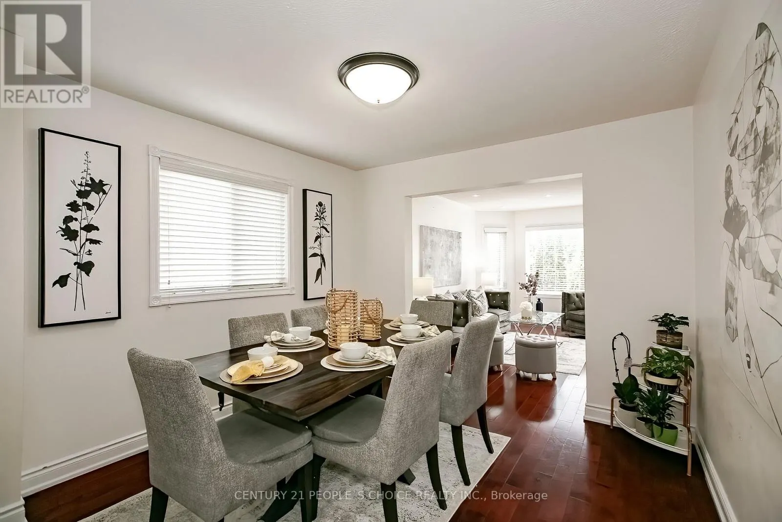 24 VIVIANS CRESCENT