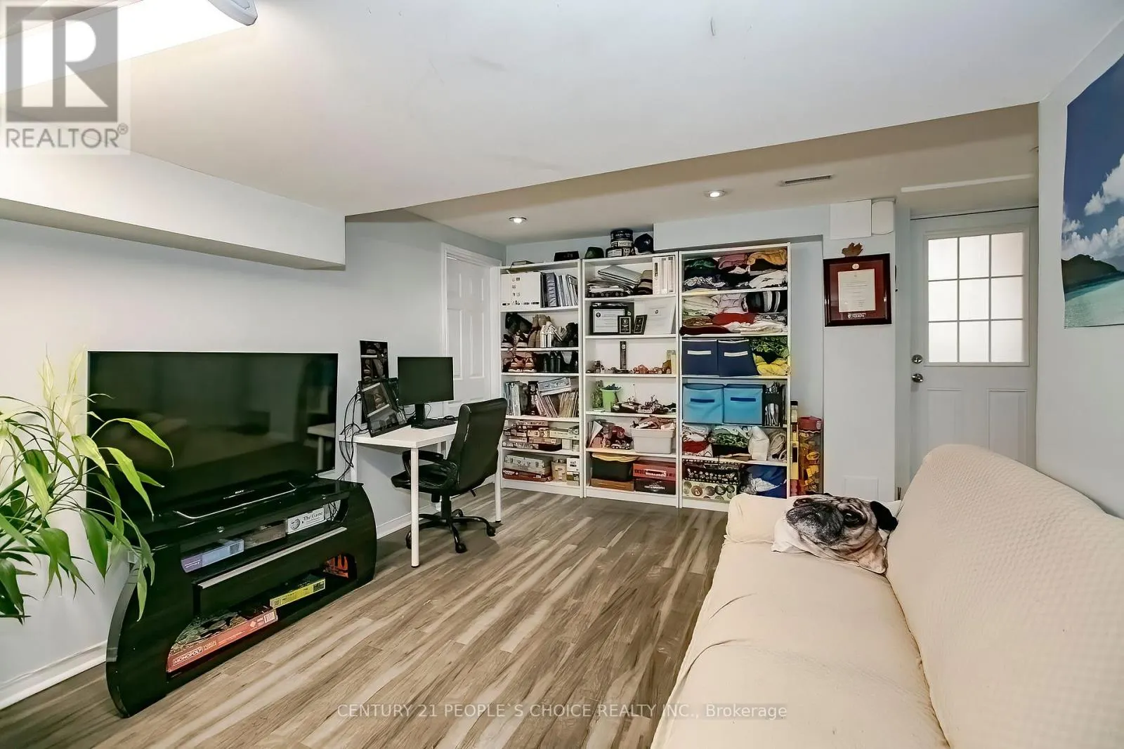 24 VIVIANS CRESCENT