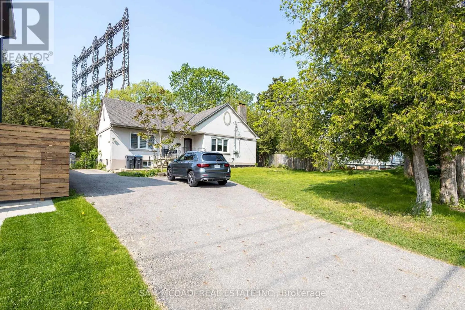 1228 HAIG BOULEVARD